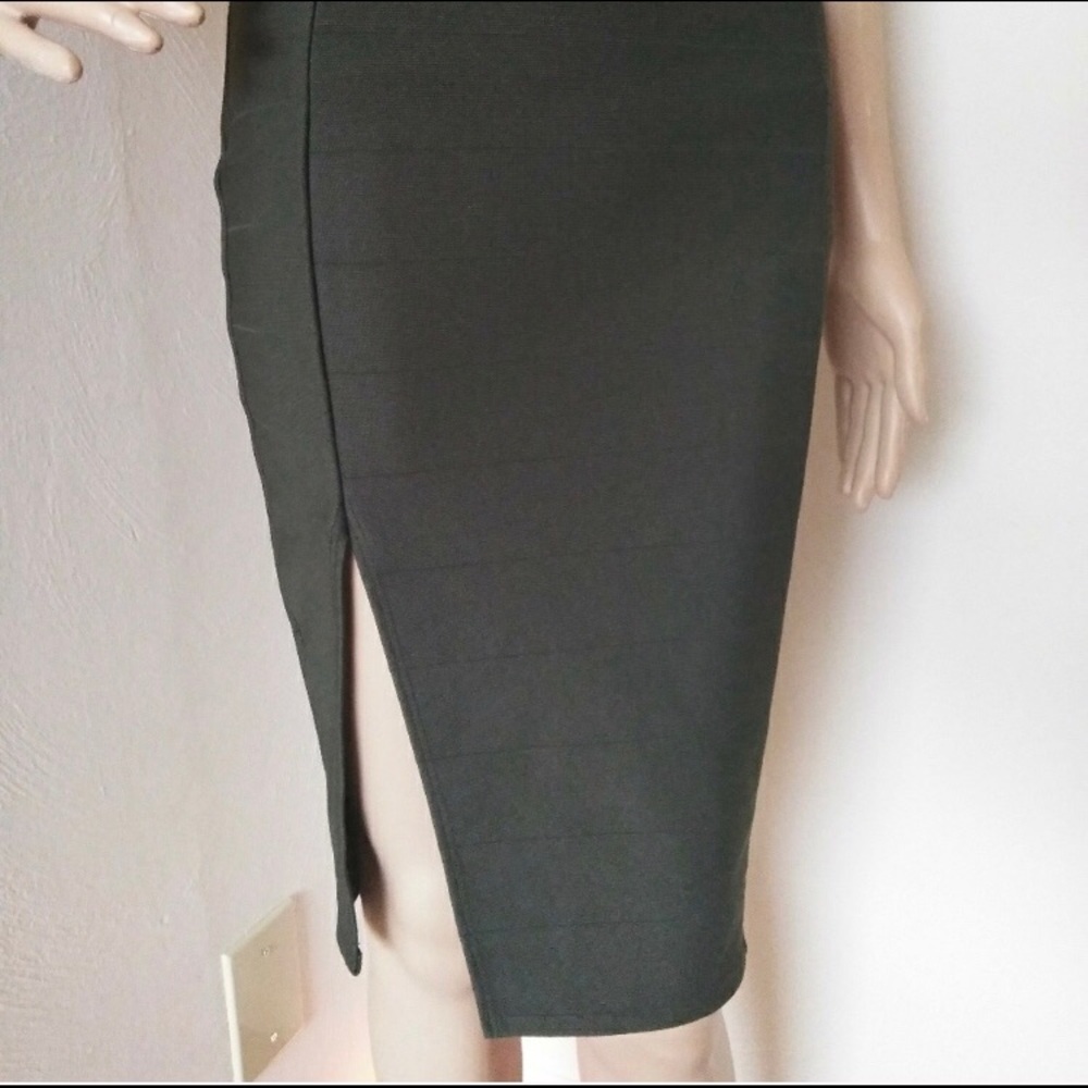 Dress - Picture 3 of 5